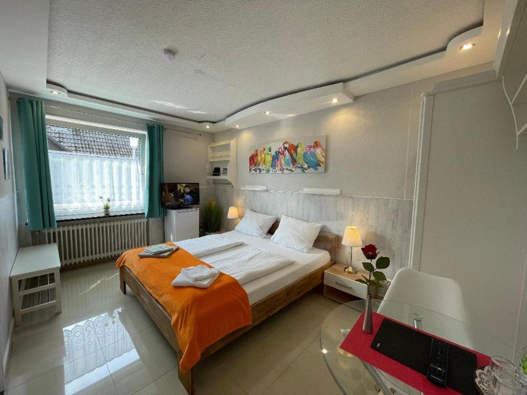 Hotel Kenny & Henry Куксхафен Экстерьер фото
