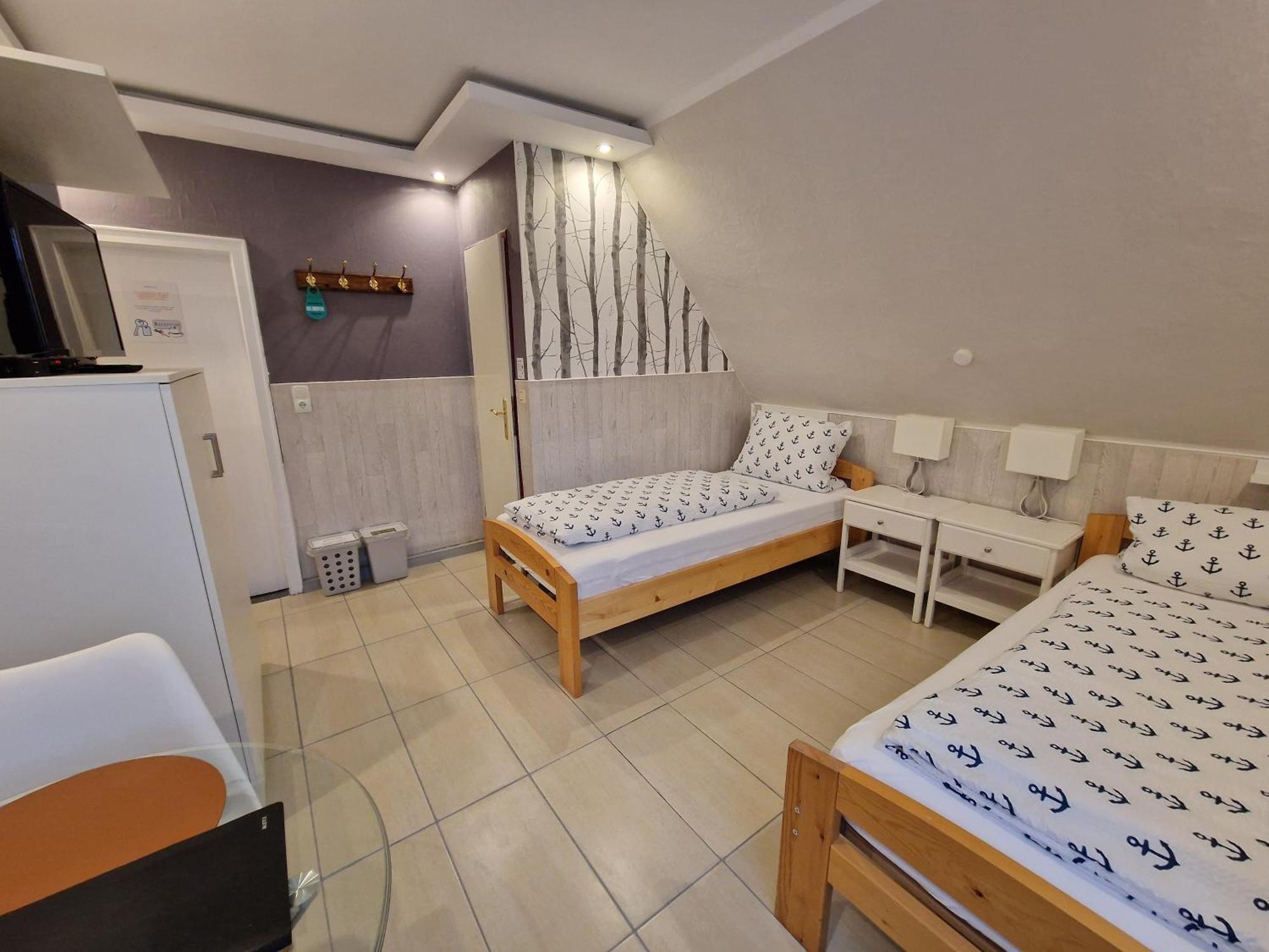 Hotel Kenny & Henry Куксхафен Экстерьер фото